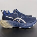 ASICS NOVABLAST 4
